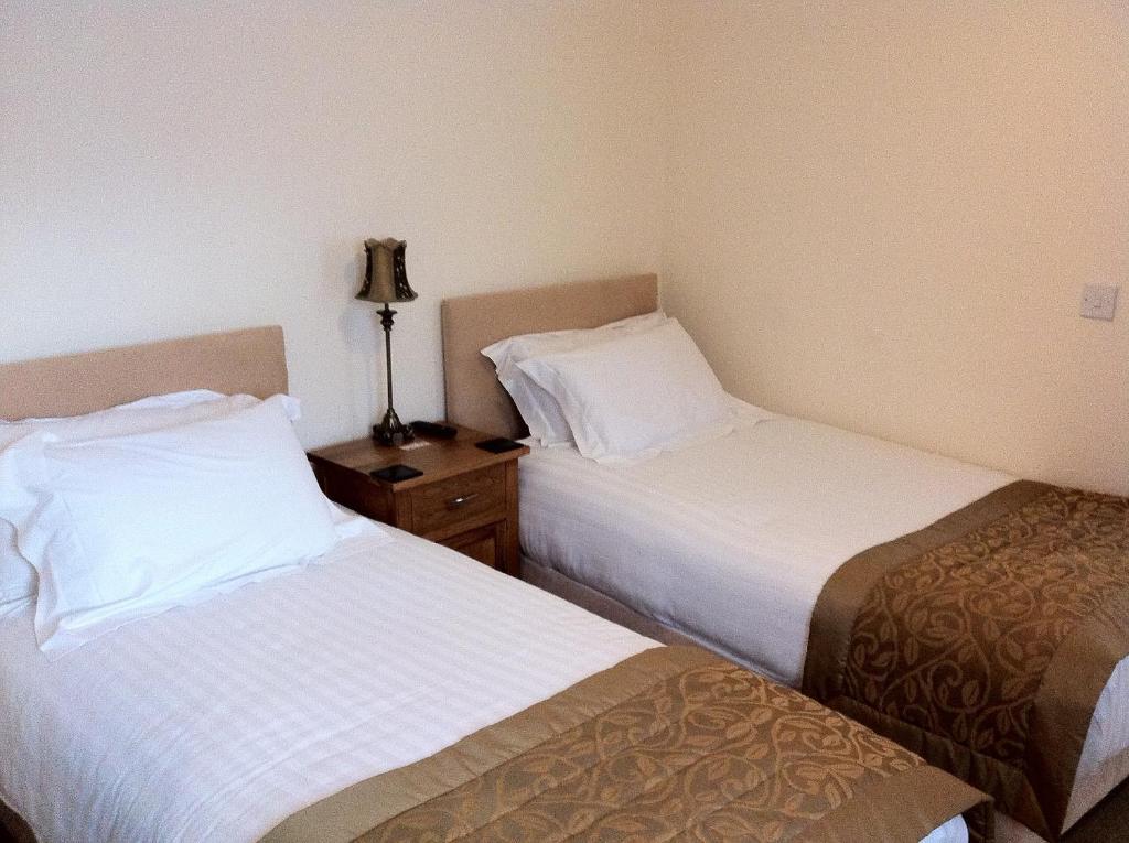 Churchills Inn & Rooms ボウネス＝オン＝ウィンダミア 部屋 写真